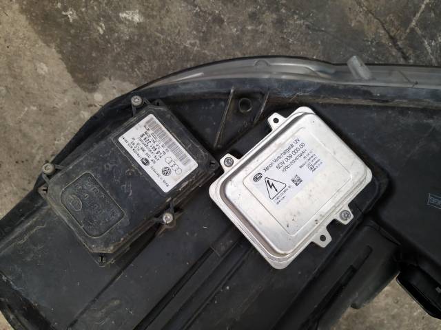 E-Tron çıkma yedek parça E-Tron Zenon Far beyni Takım 2010 Model